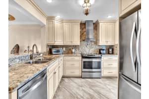 3990 NW 42nd Ave 308, Lauderdale Lakes, FL 33319 - MLS#F10533995