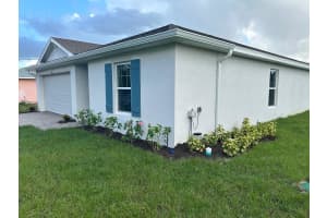 2807 34th Street, Lehigh Acres, FL 33971 - MLS#F10534014