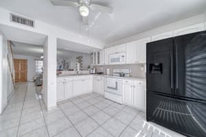 2612 W 54th Pl Unit 204, Hialeah, FL 33016 - MLS#F10534021