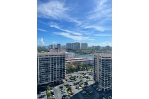1985 Ocean Drive, Hallandale Beach, FL 33009 - MLS#F10534065