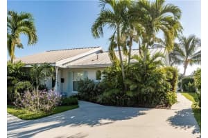 1914 Robalo Dr, Vero Beach, FL 32960 Sold 12/16/25