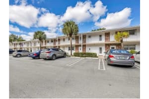 2475 W Golf Blvd, Pompano Beach, FL 33064 - MLS#F10534085