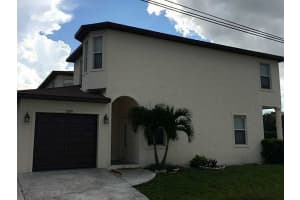 1300 SW 44th Ter, Fort Lauderdale, FL 33317 - MLS#F10534114