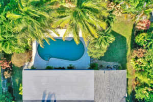 601 S Rainbow Dr, Hollywood, FL 33021 Sold 01/05/26