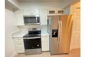 1470 W 41st St 201, Hialeah, FL 33012 - MLS#F10534143