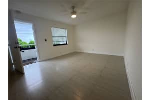 607 NE 29th Dr 35, Wilton Manors, FL 33334 - MLS#F10534168