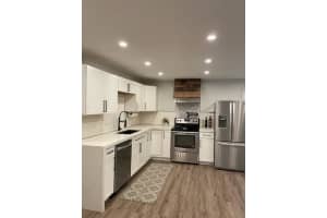 9422 SW 51st St, Fort Lauderdale, FL 33328 - MLS#F10534173