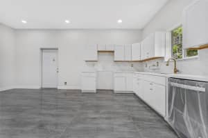 5250 SW 18th Street B, West Park, FL 33023 - MLS#F10534187