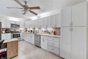 9101 SW 19 Place A, Davie, FL 33324 - MLS#F10534234