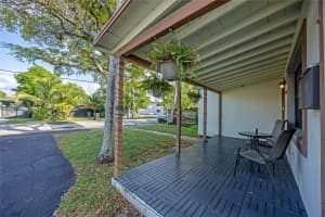 1421 NE 5th Ter, Fort Lauderdale, FL 33304 - MLS#F10534251