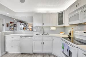 2615 NE 3rd Ct 301, Boynton Beach, FL 33435 - MLS#F10534254