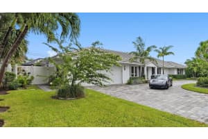 2409 NE 37th St, Fort Lauderdale, FL 33308 - MLS#F10534292