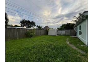 9422 SW 51st St, Fort Lauderdale, FL 33328 - MLS#F10534318