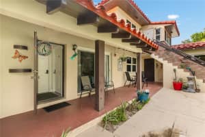 2625 NE 13th Ct, Fort Lauderdale, FL 33304 Sold 01/02/26