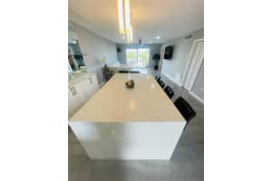 777 Jeffery St 302, Boca Raton, FL 33487 - MLS#F10534342