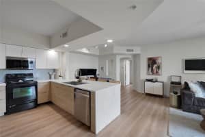 100 N Federal Hwy 819, Fort Lauderdale, FL 33301 - MLS#F10534404