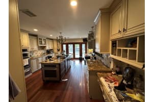 418 Alamanda Dr, Hallandale Beach, FL 33009 - MLS#F10534427