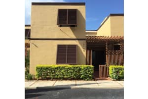 10740 Golfview Drive, Pembroke Pines, FL 33026 - MLS#F10534458