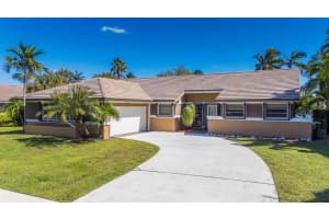 5720 W Waterford Dr, Davie, FL 33331 - MLS#F10534464