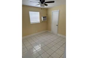 113 NW 27th Ave 8, Fort Lauderdale, FL 33311 - MLS#F10534488