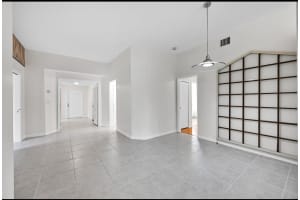 13761 N Garden Cove Cir, Davie, FL 33325 - MLS#F10534491