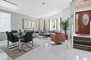 338 NW 152nd Ln, Pembroke Pines, FL 33028 - MLS#F10534501