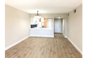 6800 Cypress Road, Plantation, FL 33317 - MLS#F10534553