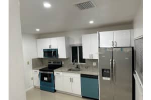 6100 SW 35th St, Hollywood, FL 33023 - MLS#F10534567