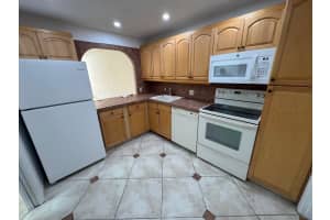 3200 N Palm Aire Dr 705, Pompano Beach, FL 33069 - MLS#F10534600