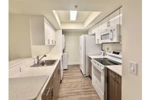 18335 NW 68 Ave 255-201, Hialeah, FL 33015 - MLS#F10534611