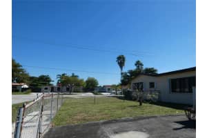 17920 NW 82nd Ave, Hialeah, FL 33015 Sold 12/11/25