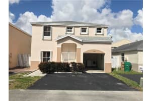 7061 Sw 41st Pl, Davie