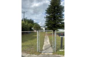 5925 SW 27th St #1, West Park, FL 33023 - MLS#F10534683