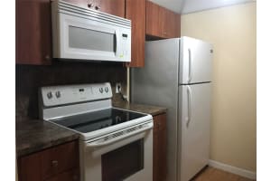1401 Sw 135th Terrace 307h, Pembroke Pines, Fl 33027, Pembroke Pines