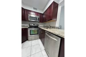 211 Lake Pointe Dr 212, Oakland Park, FL 33309 - MLS#F10534748