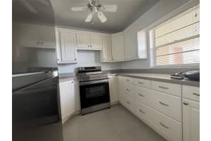 9235A Lagoon Pl 310, Davie, FL 33324 - MLS#F10534801