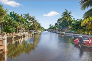 1570 NE 30th Pl, Oakland Park, FL 33334 - MLS#F10534838