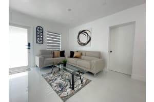 355 NW 187th St, Miami, FL 33169 - MLS#F10534847