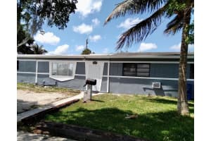 1011 NW 195th St, Miami Gardens, FL 33169 - MLS#F10534892