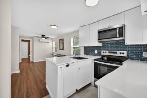 717 NW 16th Ave, Pompano Beach, FL 33069 - MLS#F10534926