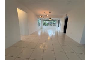 8130 NW 13th St, Pembroke Pines, FL 33024 - MLS#F10534946