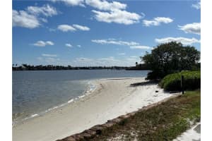 7030 Half Moon Cir 418, Hypoluxo, FL 33462 - MLS#F10534975