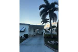 1921 SW 83rd Ave, Davie, FL 33324 - MLS#F10534985