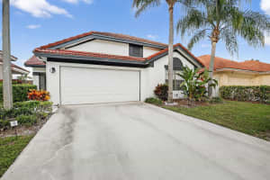 9401 NW 18th Dr, Plantation, FL 33322 - MLS#F10534991