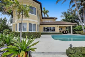 2484 SE 12TH ST, Pompano Beach, FL 33062 - MLS#F10535007