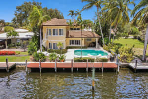 2484 SE 12TH ST, Pompano Beach, FL 33062 - MLS#F10535008