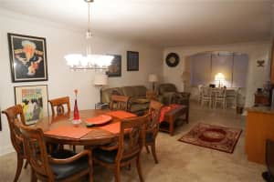 2851 Somerset Drive, Lauderdale Lakes, FL 33311 - MLS#F10535029