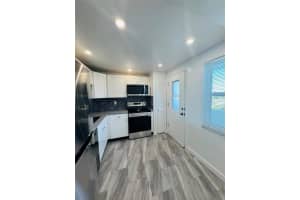 1701 NE 191st St 413, Miami, FL 33179 - MLS#F10535030