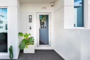 246 Shore Ct, Lauderdale By The Sea, FL 33308 - MLS#F10535035