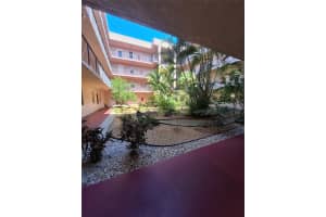 2821 Somerset Dr 316, Lauderdale Lakes, FL 33311 - MLS#F10535069